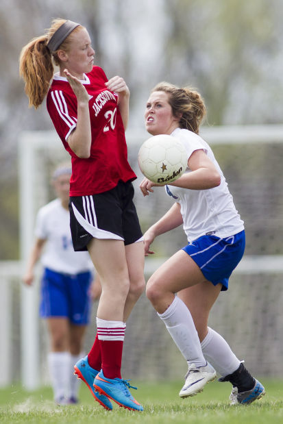 041815-soccer-17